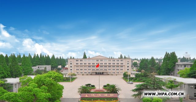 Q . 中石化江汉油田