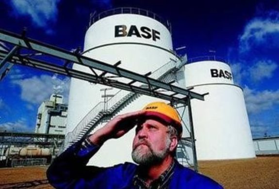 上、中、下游产业链一体化——重庆化医/巴斯夫MDI一体化