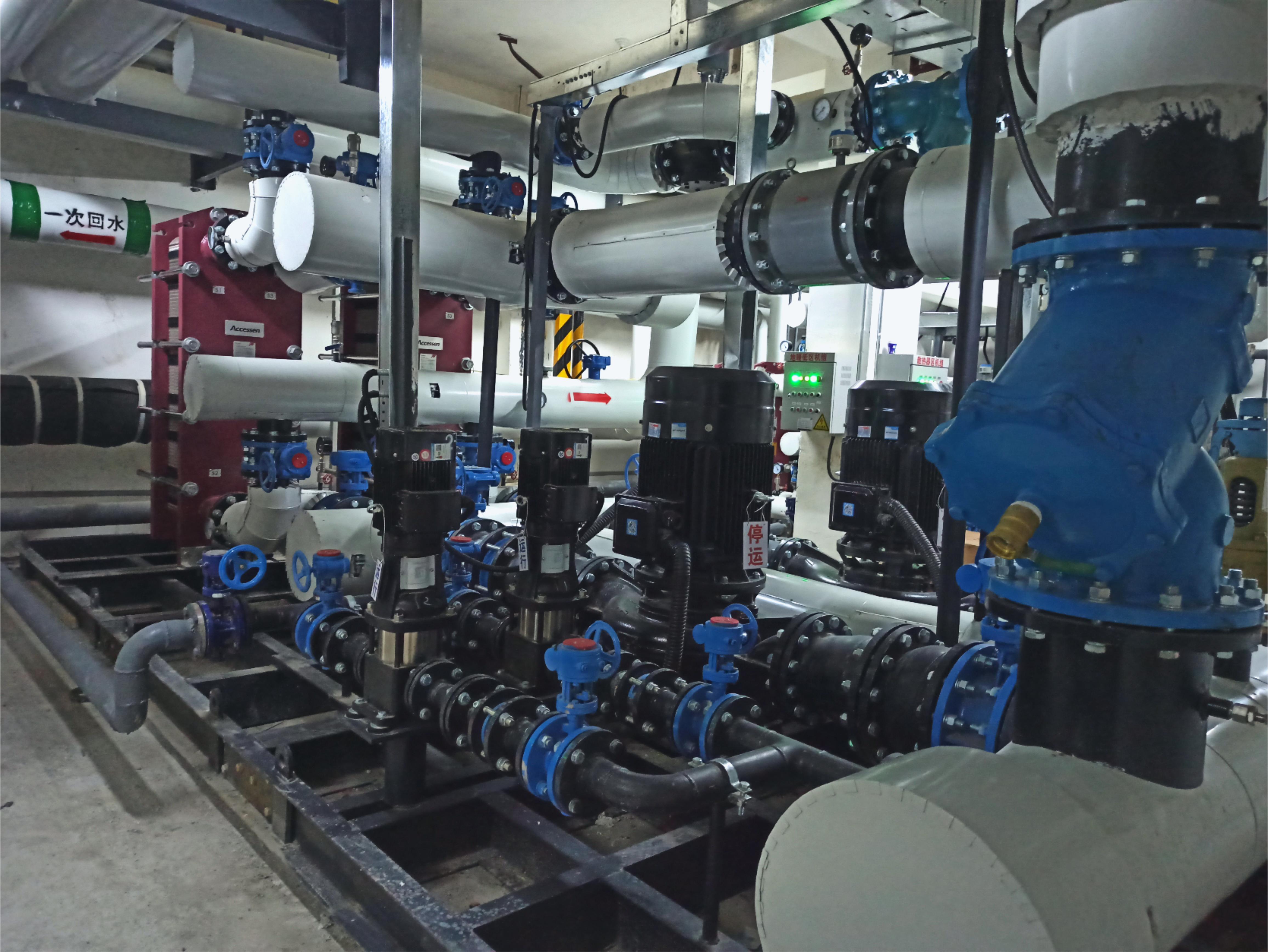 A . 新疆乌鲁木齐领地天屿-2