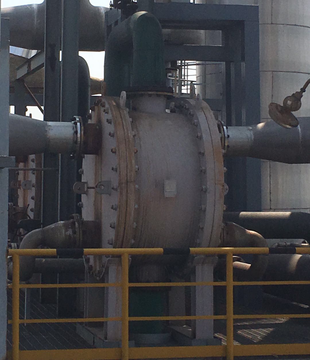 P . 安徽华谊化工-1